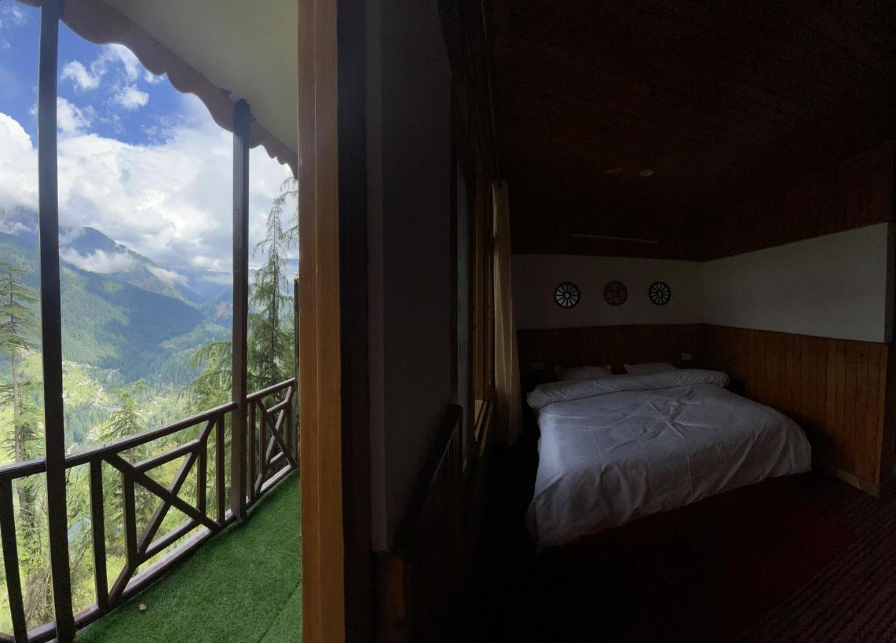 Freebird Nest 2 Stays & Cafe Jibhi Exterior photo