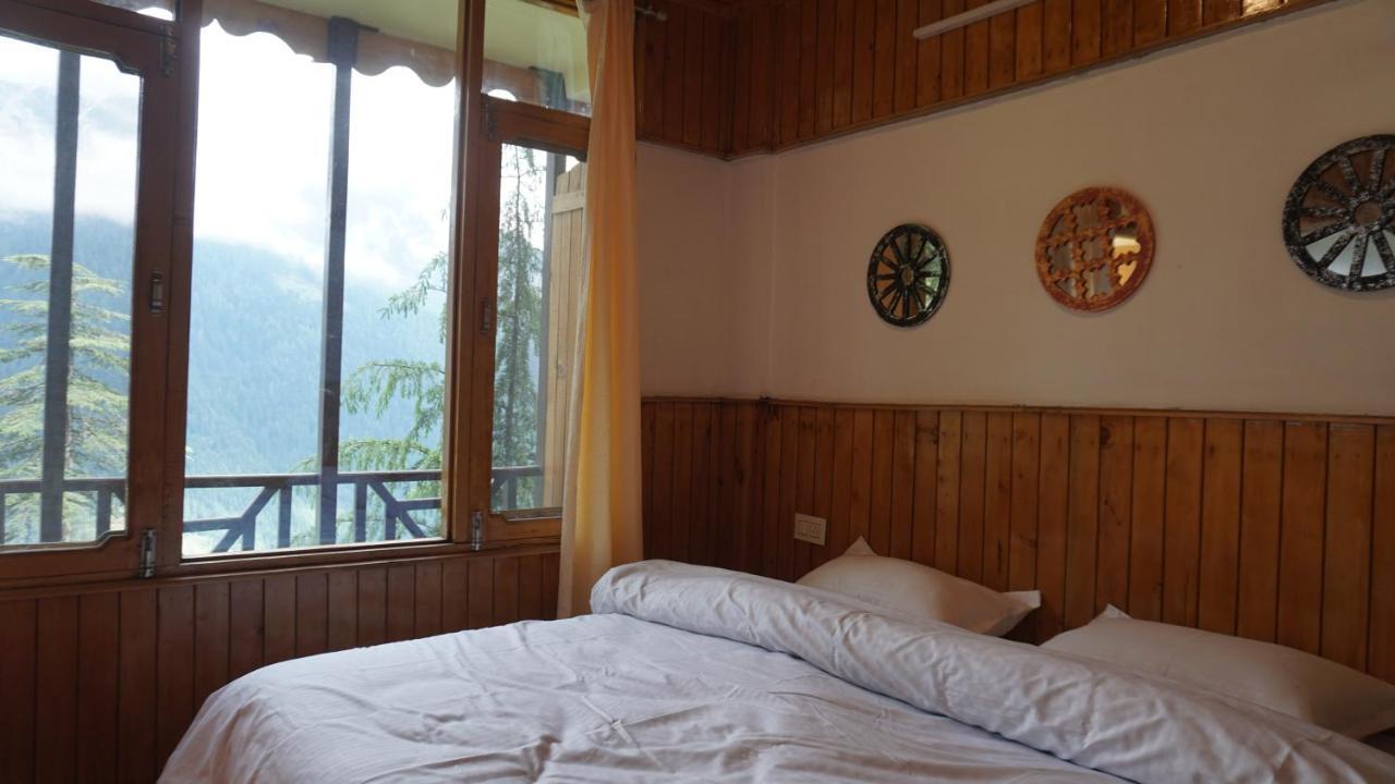 Freebird Nest 2 Stays & Cafe Jibhi Exterior photo